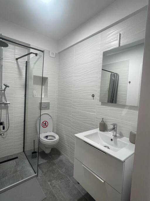 Sky Residence Airport Otopeni 12 Luaran gambar